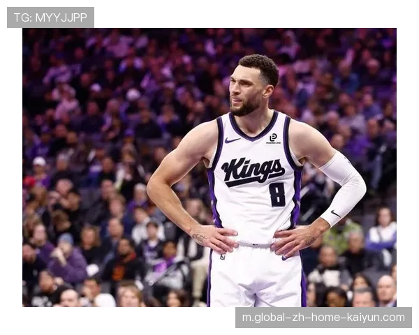 国王拉文赛季报销后转向摆烂 近三场启用三名双向合同球员 国王拉文赛季报销后转向摆烂 近三场启用三名双向合同球员