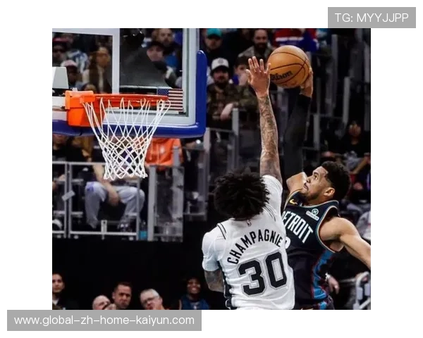 马刺福克斯持球主攻解放文班亚马，卡斯尔专职防守锁死坎宁安